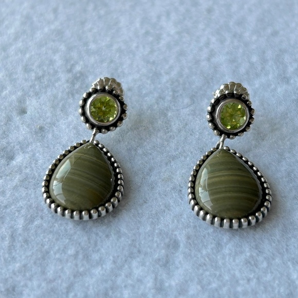 Carolyn Pollack Jade and Peridot Drop Earrings - Picture 1 of 3